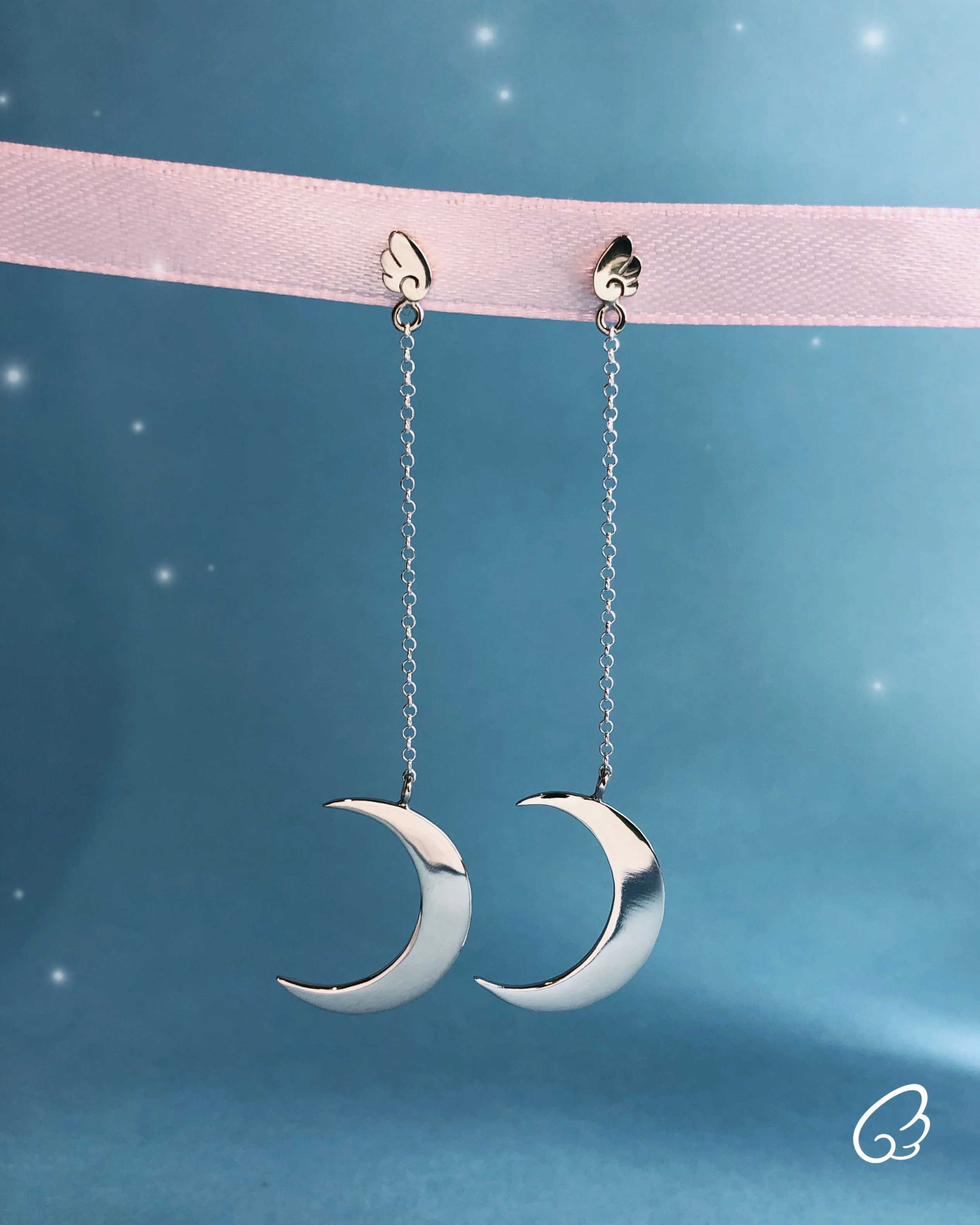 Flying moon earrings - Image 3