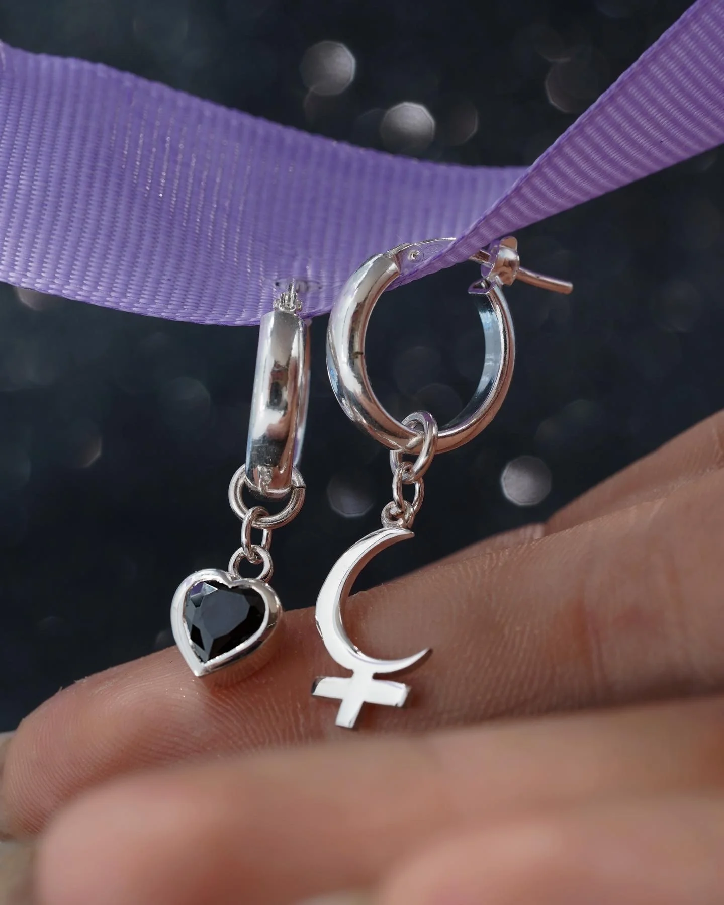Lilith and heart earrings - Image 2