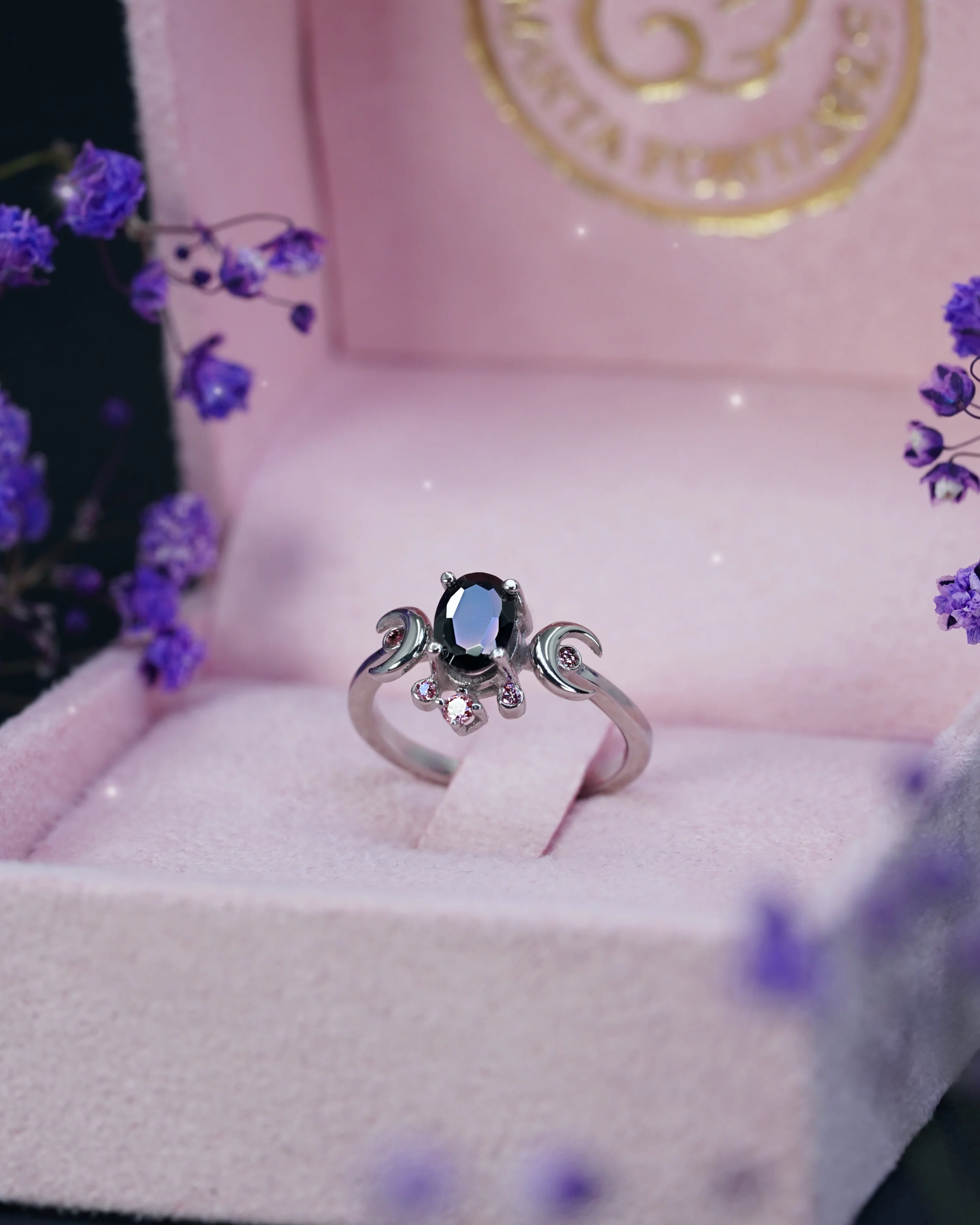 Nelith ring
