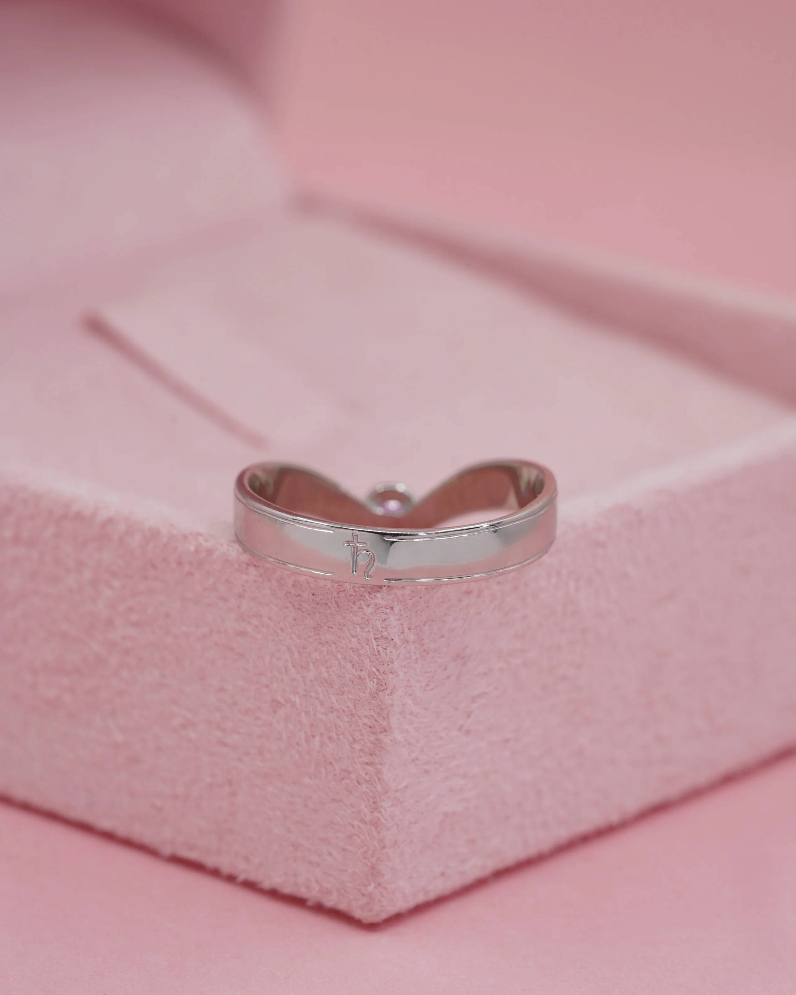 Sailor scouts tiara - Image 13