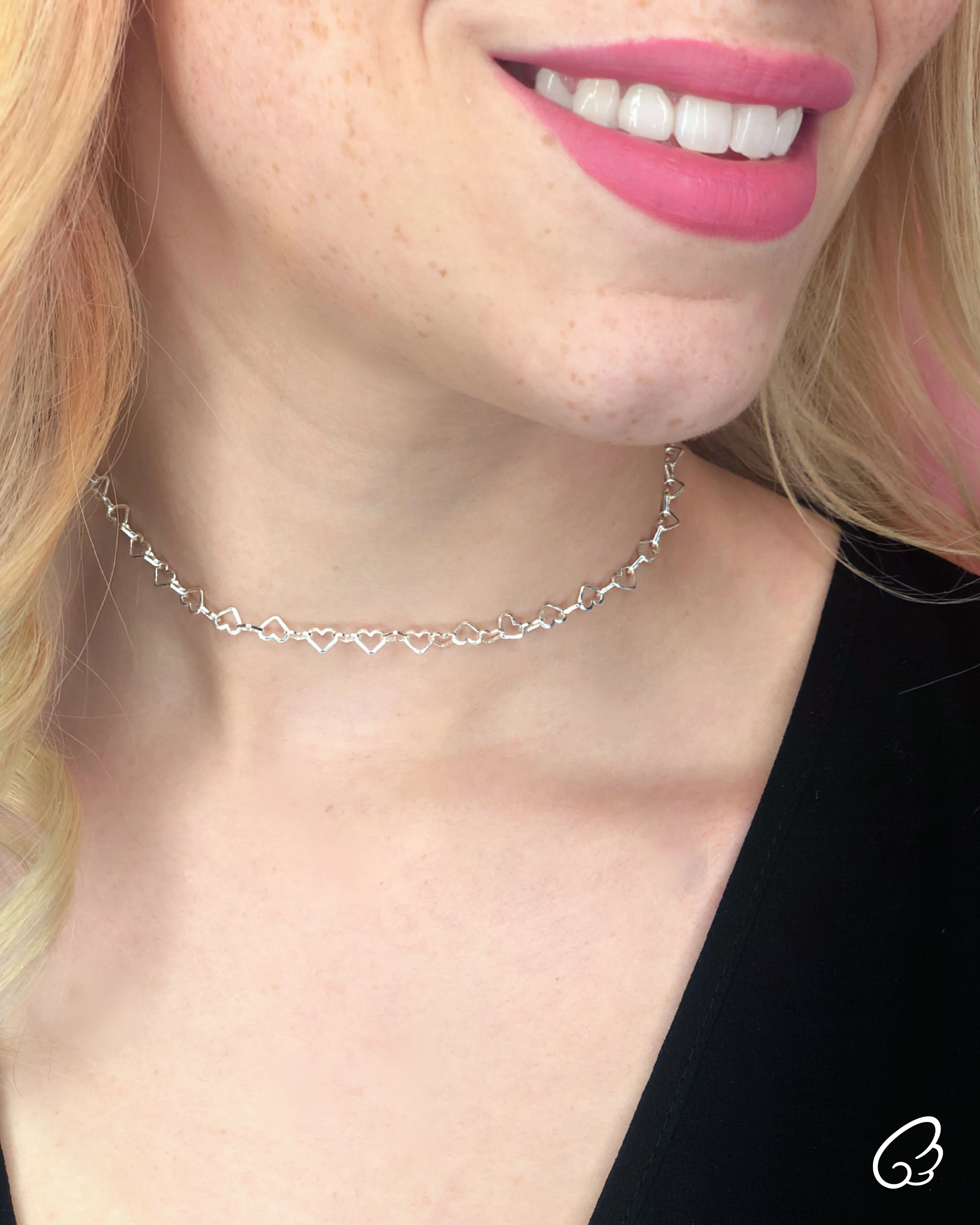 Venus love choker - Image 3